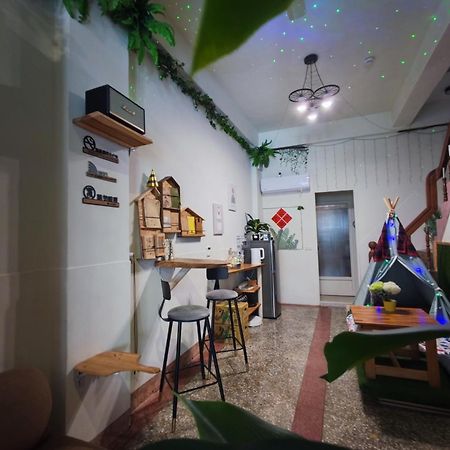 棚棚屋室內帳篷民宿inn Kaohsziung Kültér fotó